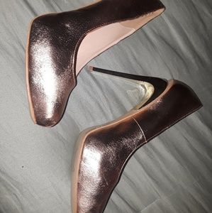 Champagne and gold heels worn once